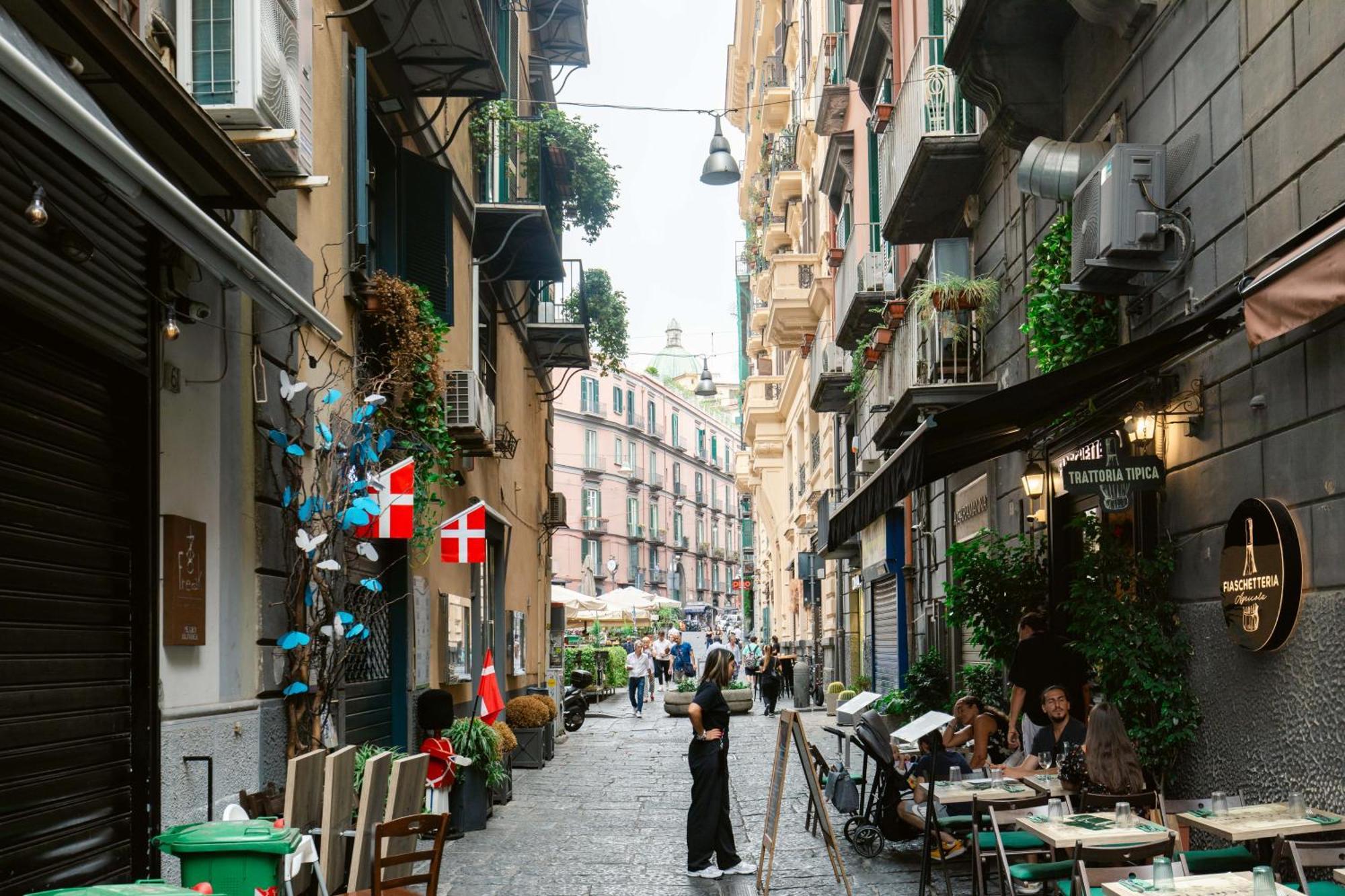 Calaba Chiaia Naples